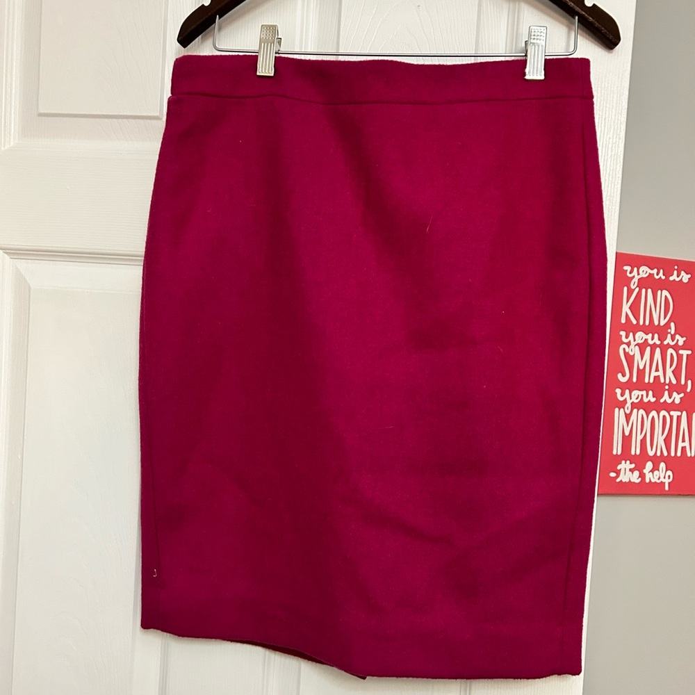 Wool crew skirt
